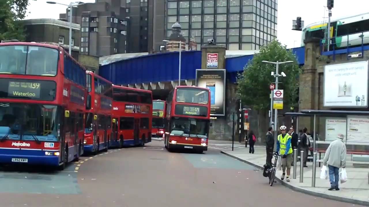 Buses at Waterloo 9 Oct 2009