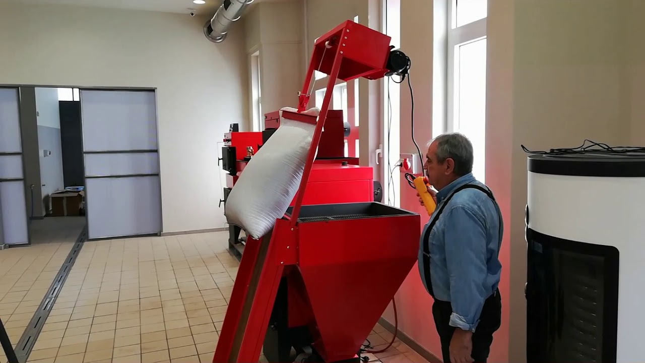 Aναβατόριο στερεών καυσίμων για κάθε τύπο λέβητα βιομάζας.