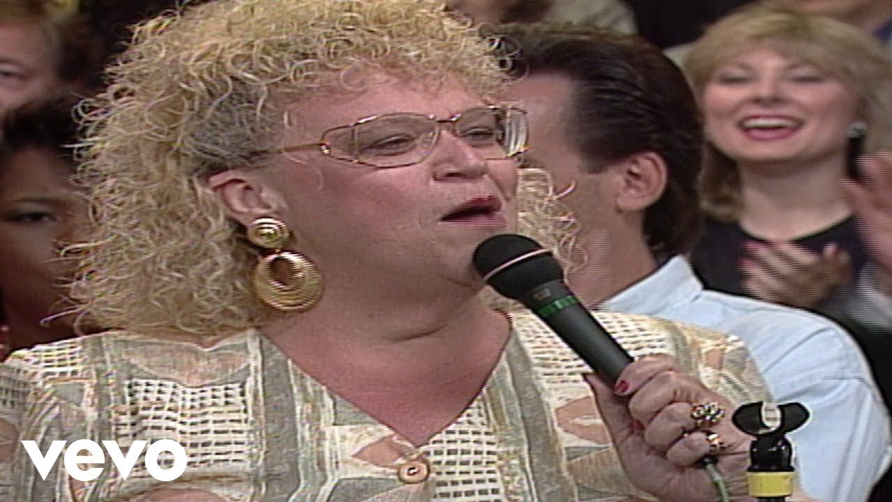 Bill & Gloria Gaither - The Blood-Bought Church [Live] ft. Nancy Harmon