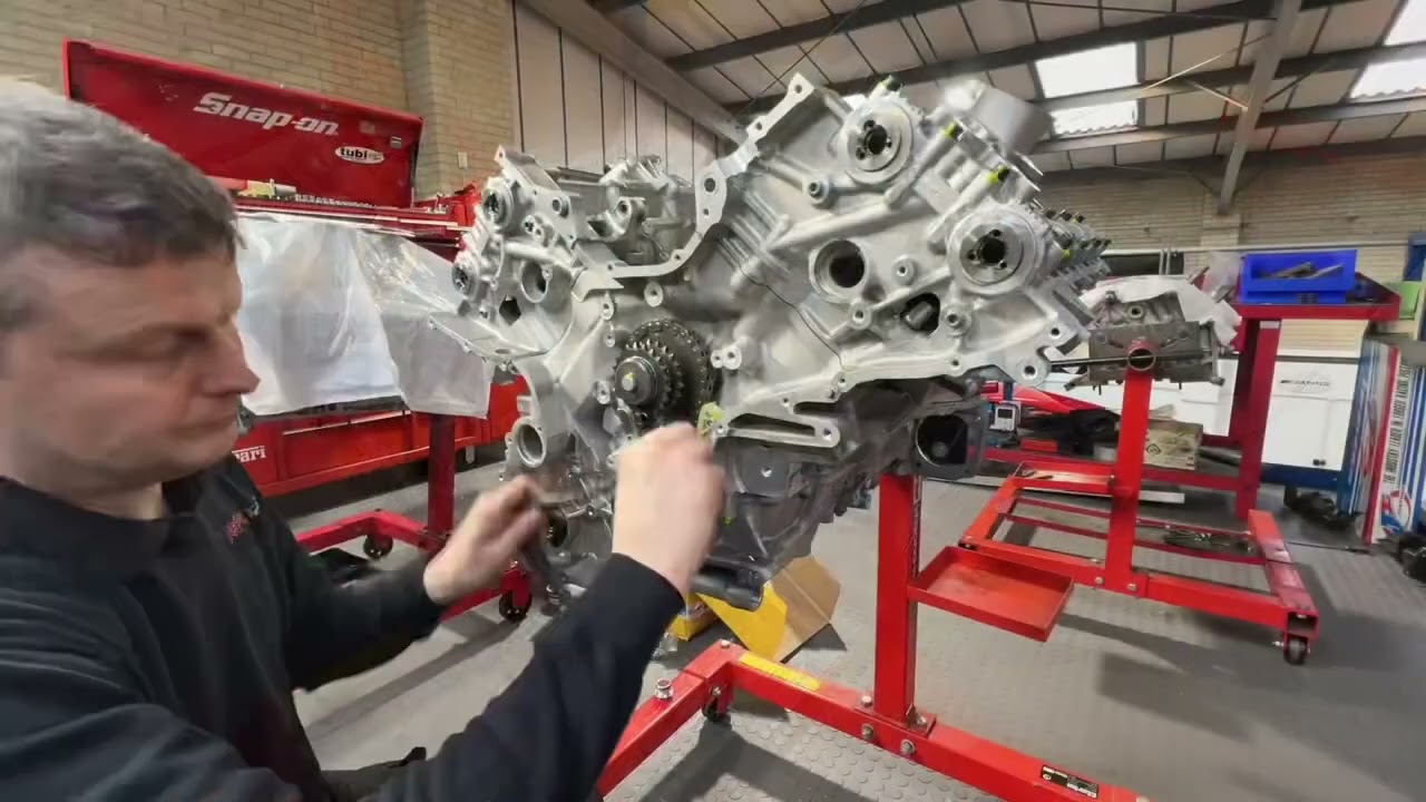 Ferrari 458 Challenge Engine rebuild.