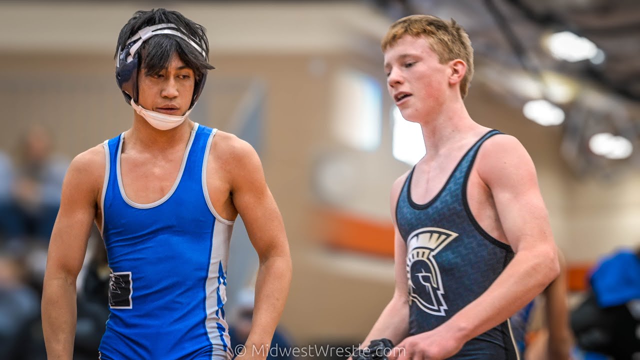120 – Thomas Lind {G} of Sycamore IL vs. Lawrence Rosales {R} of Chicago Taft IL