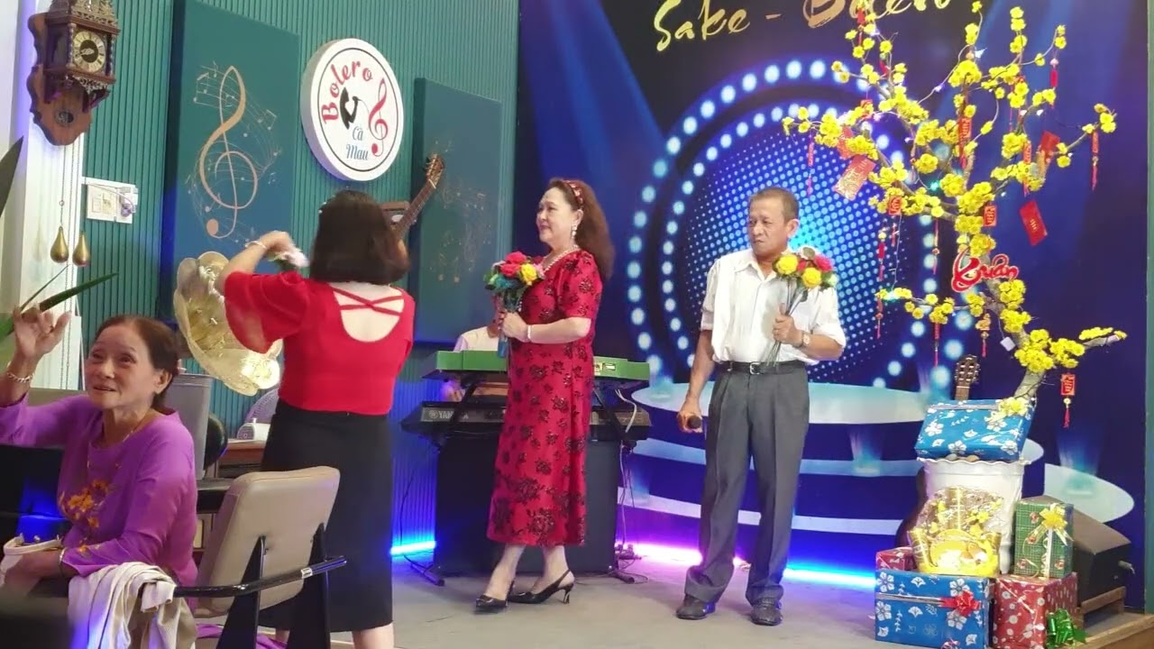 Đêm Trao Kỷ Niệm - Sáng Tác  : NS Hùng Cường - Trình Bày : Lâm Thời & Bảo Ngân