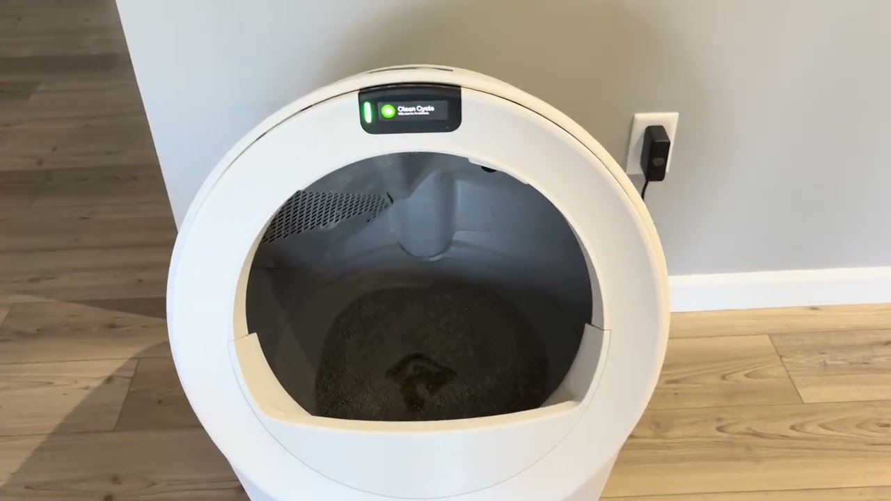 Whisker Litter Robot 5 Pro Robotic Litter Box review