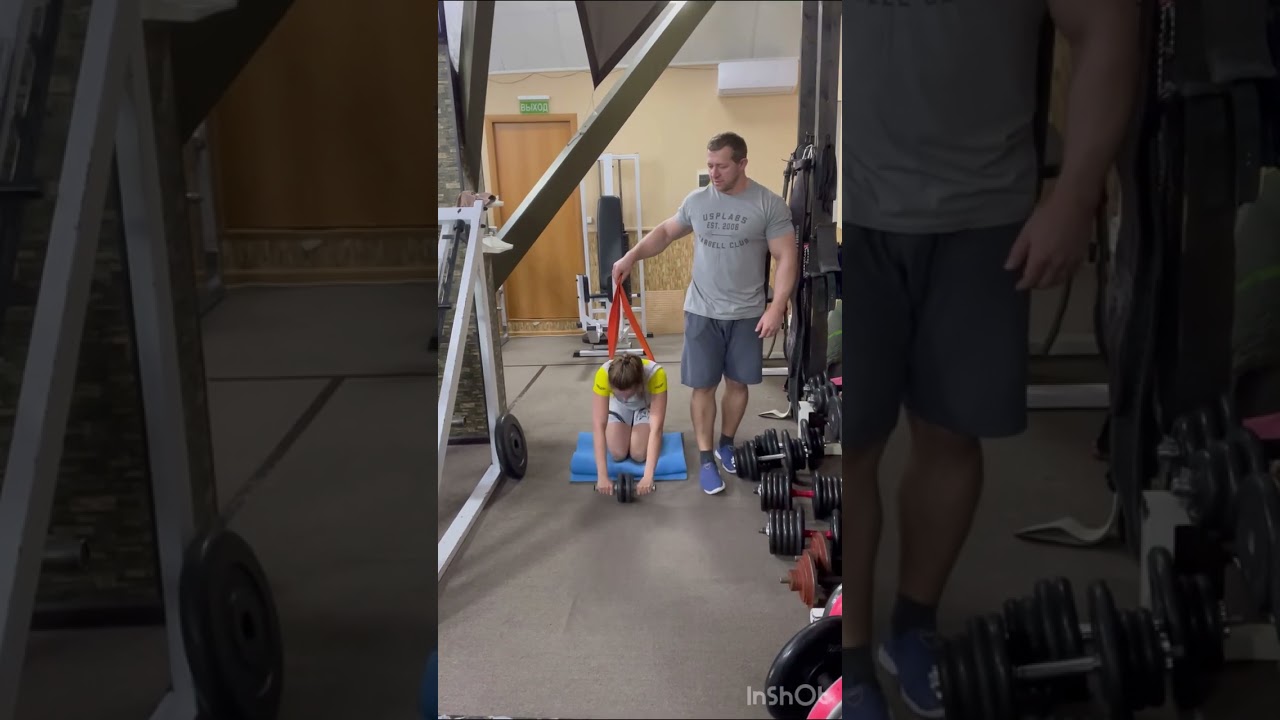 Учусь делать пресс с колесом. 🔥🔥🔥 #спорт #тренировка #сила #ямогу #здоровье #sportygirl