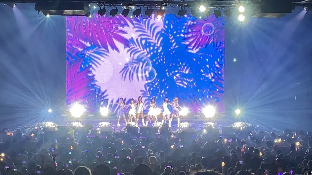 stayc (스테이씨} - i want it / bubble / trouble maker [live]