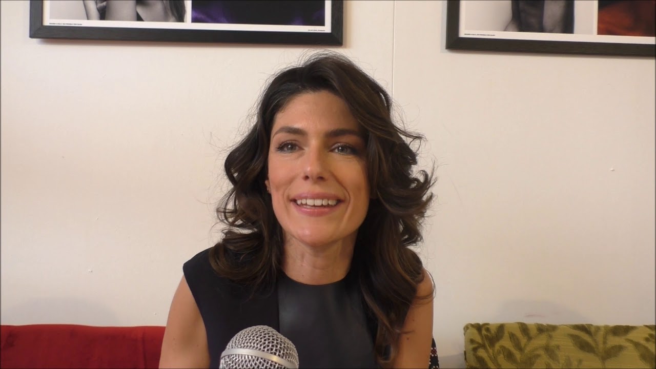 Videointervista a Anna Valle e Ulisse Lendaro ne L'Età imperfetta, su SpettacoloMania.it