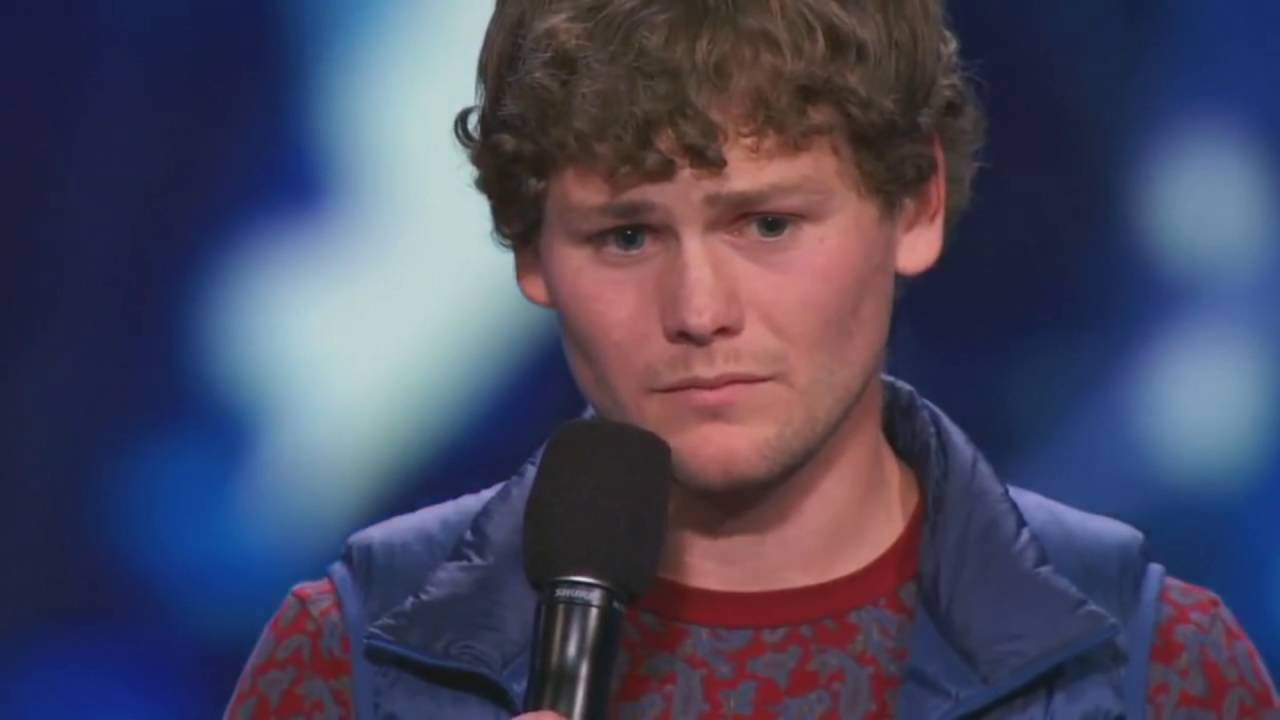 America's Got Talent - Drew Lynch with a stand-up comedian act [Golden buzzer]
