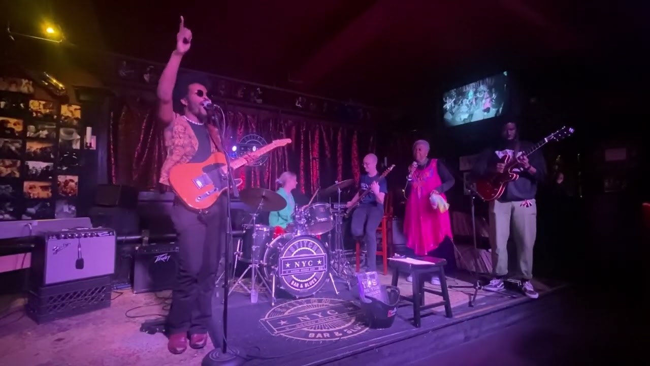 Adjua Ajamu and friend blues jam!