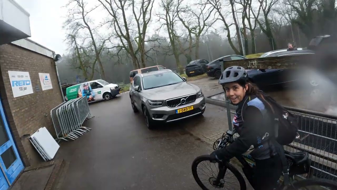 uitpijlen van de AvaDent MTB tocht