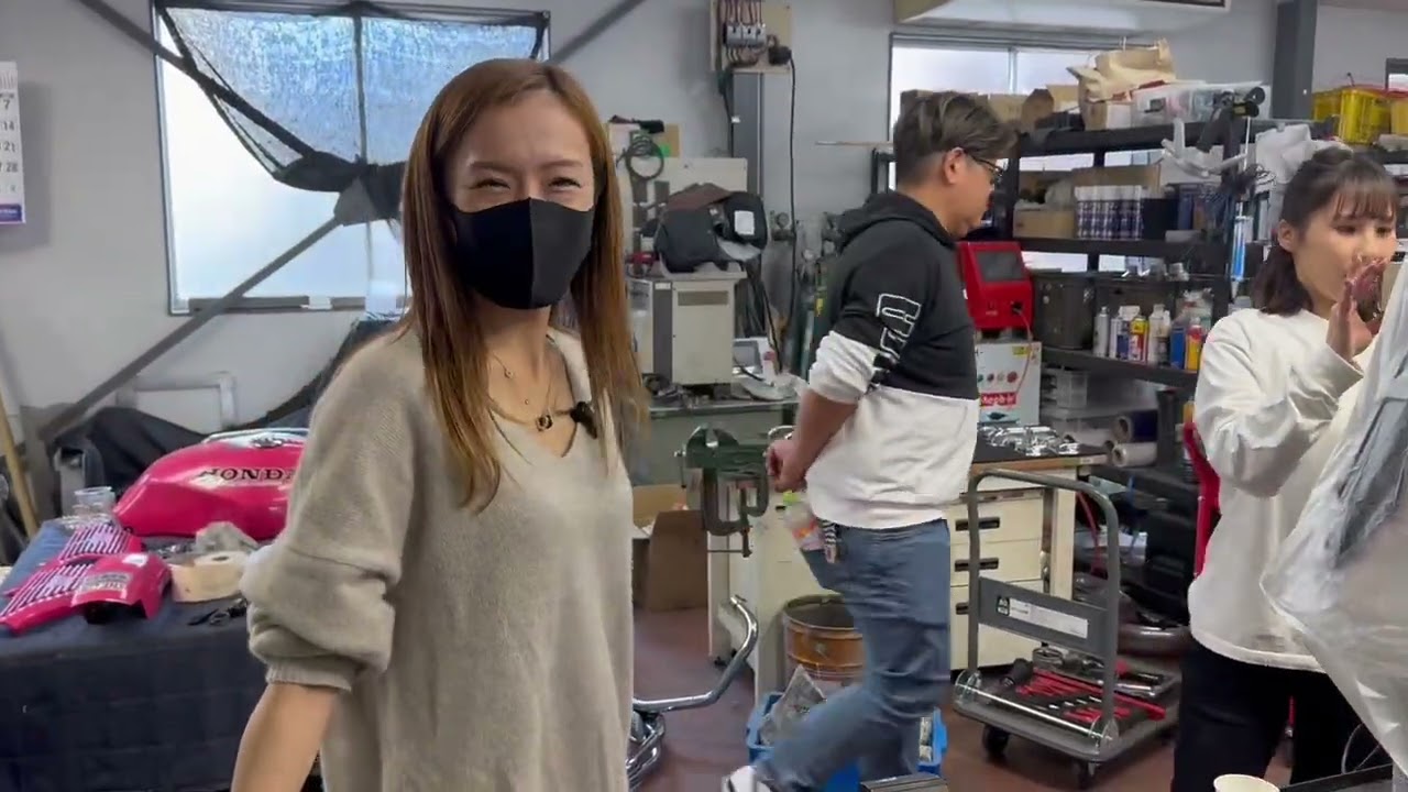 祥子親衛隊が行く❗️必見❗️祥子隊長のCBX400Fをsyouseiさんでレストア✨1日でどれだけ出来るか企画✨3本立て動画！第1弾😁#旧車女子 #cbx400f ＃syousei＃レストア