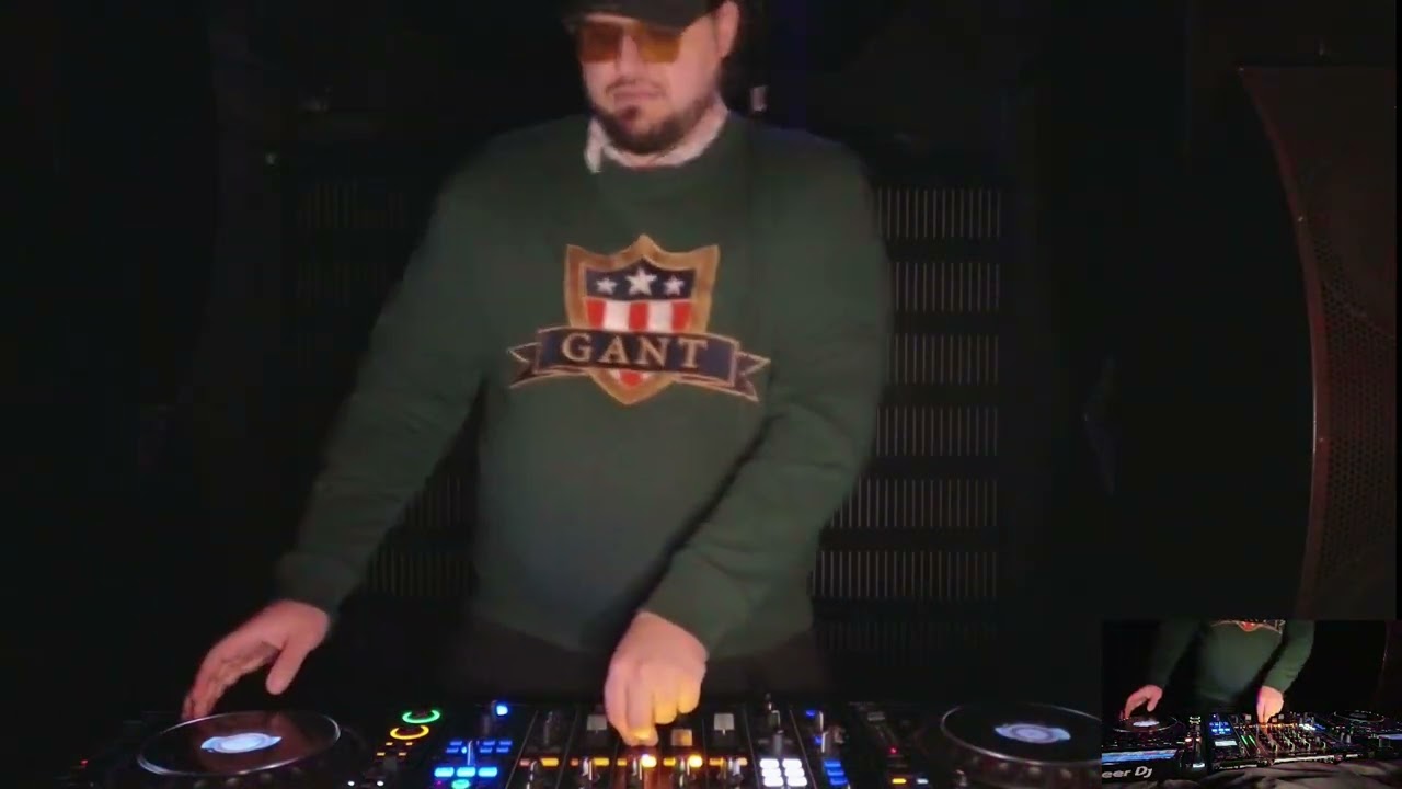 Feli Nightingale Werkstream 4k