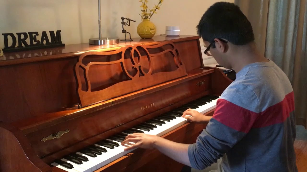 Neele Neele Ambar Par - Ayushman Piano
