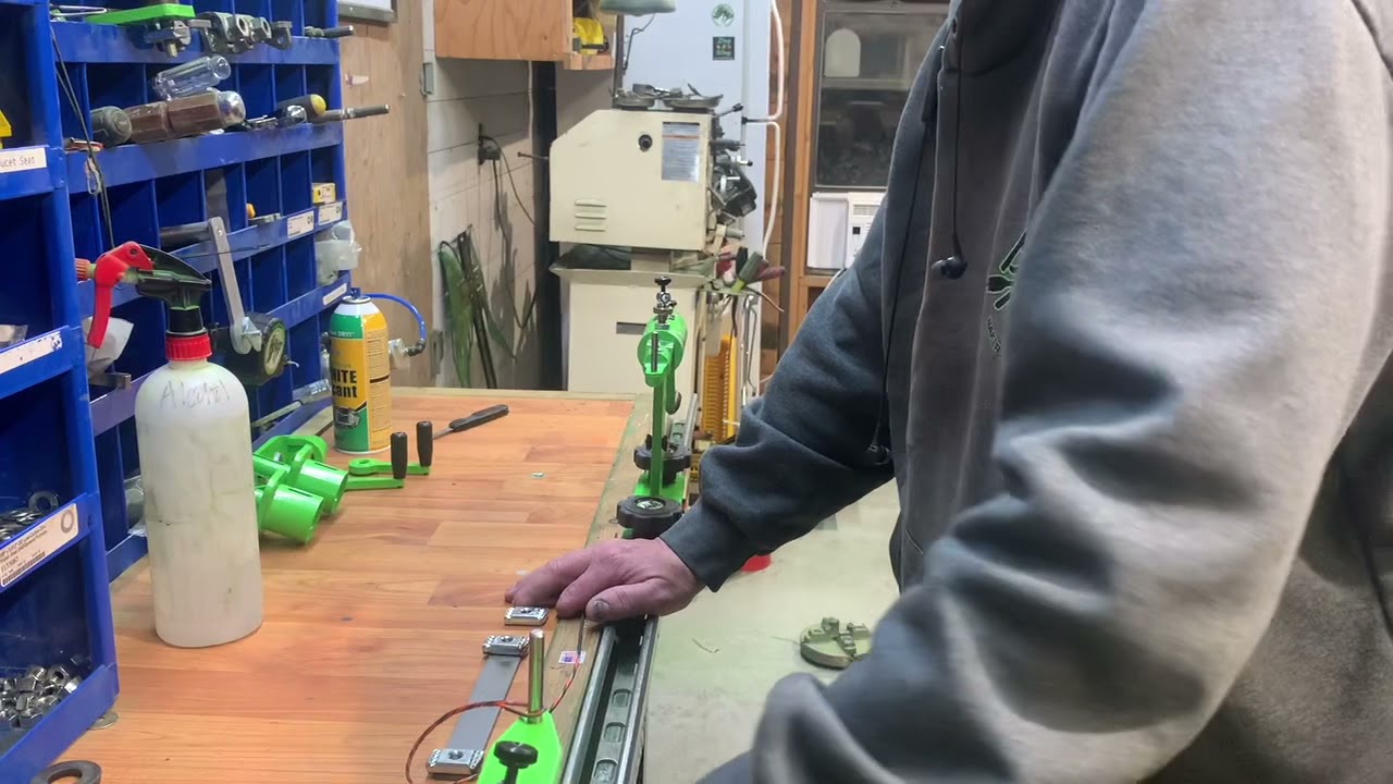 BAP twister/stretcher bow string jig