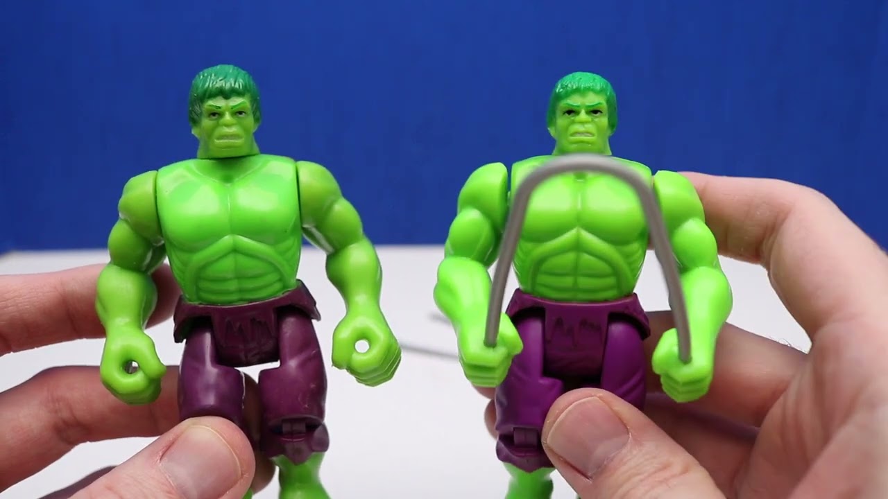 60 Years Of Hulk Collectibles - Hulk 1990 - 1994 - Electronic Hulk + Hulk Cards