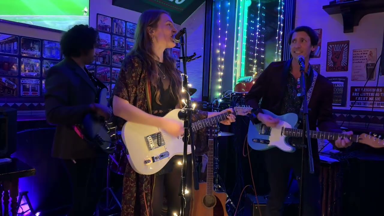 Live Forever - Fir & Bergamot (Oasis Cover)