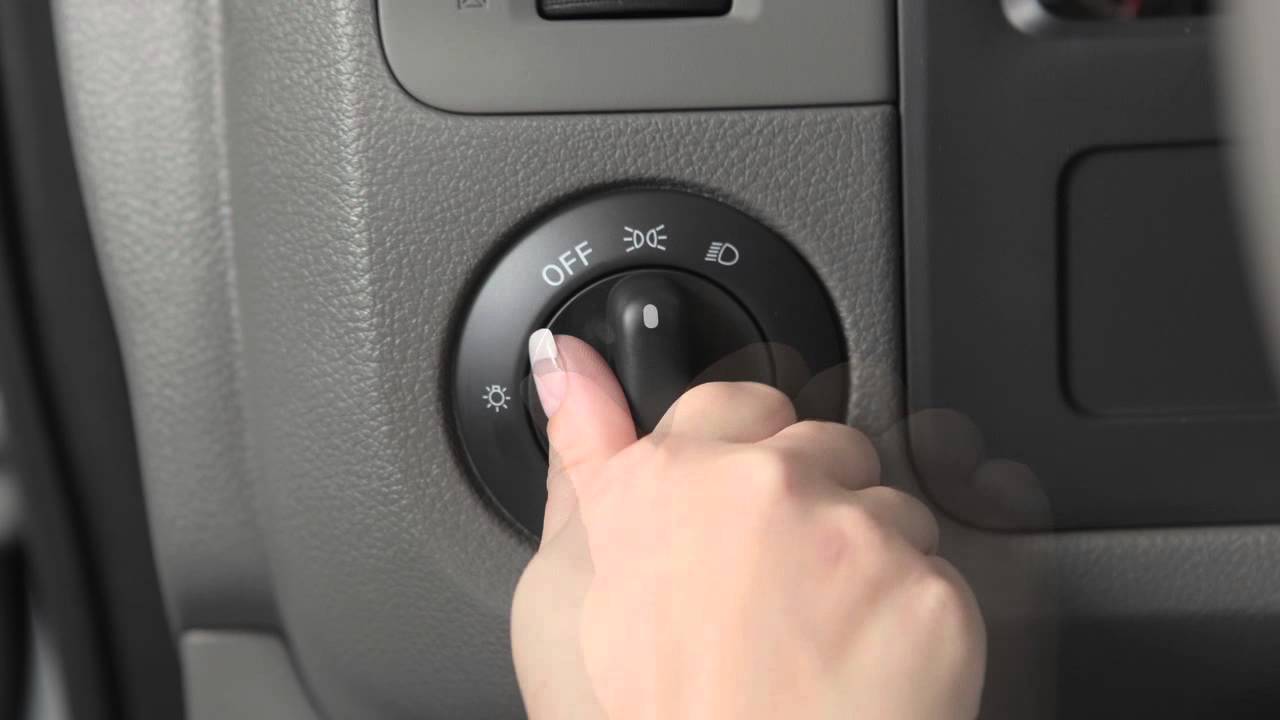 2015 Nissan NV Cargo Van - Headlights and Exterior Lights