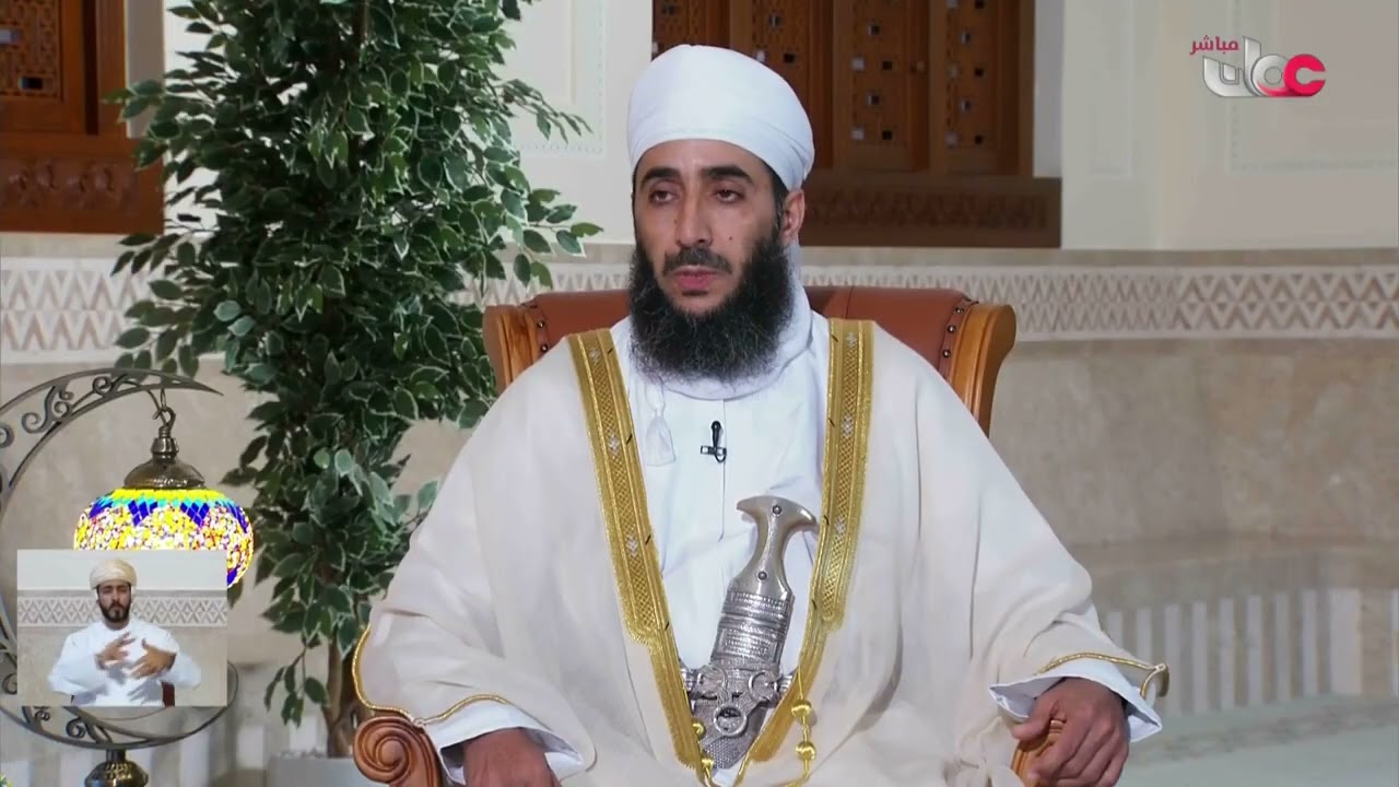 سائل من غزة  يسئل عن صلاتهم، في تلفزيون سلطنة عمان يجيب فضيلة الشيخ كهلان الخروصي، مساعد المفتي