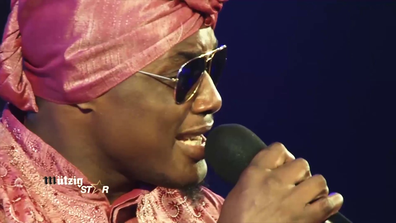 Makongo Raymond interprète 