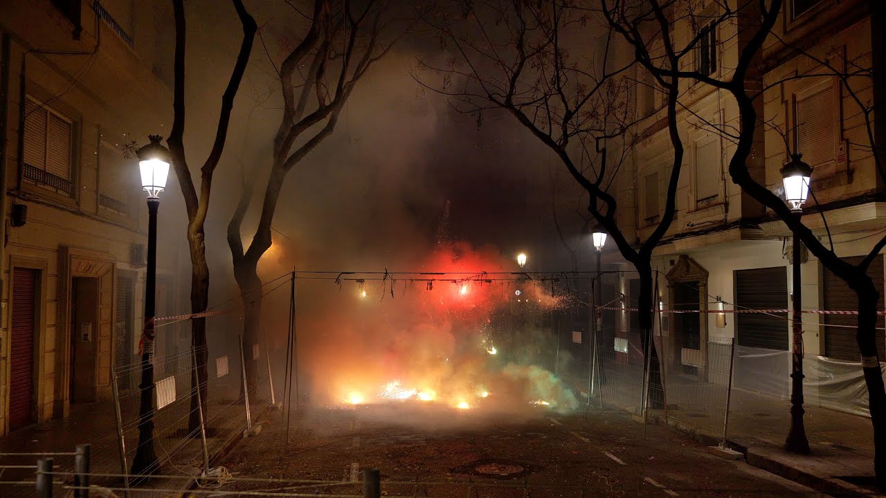 Looking for a Loud Mascleta Firework? P&oacute;lvora a la Vespra 2023 - Caballer FX - Fallas 2023