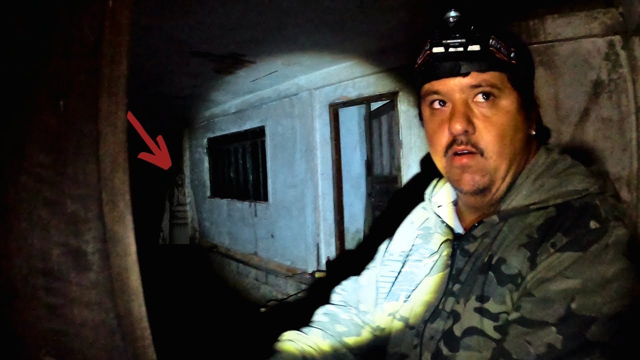 PASSAMOS UMA NOITE DE TERROR NA CASA DA MULHER FANTASMA