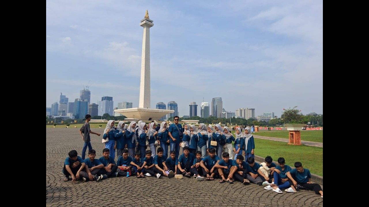 KOKURIKULER OUTING CLASS 8 SMP NEGERI 4 DEMAK
