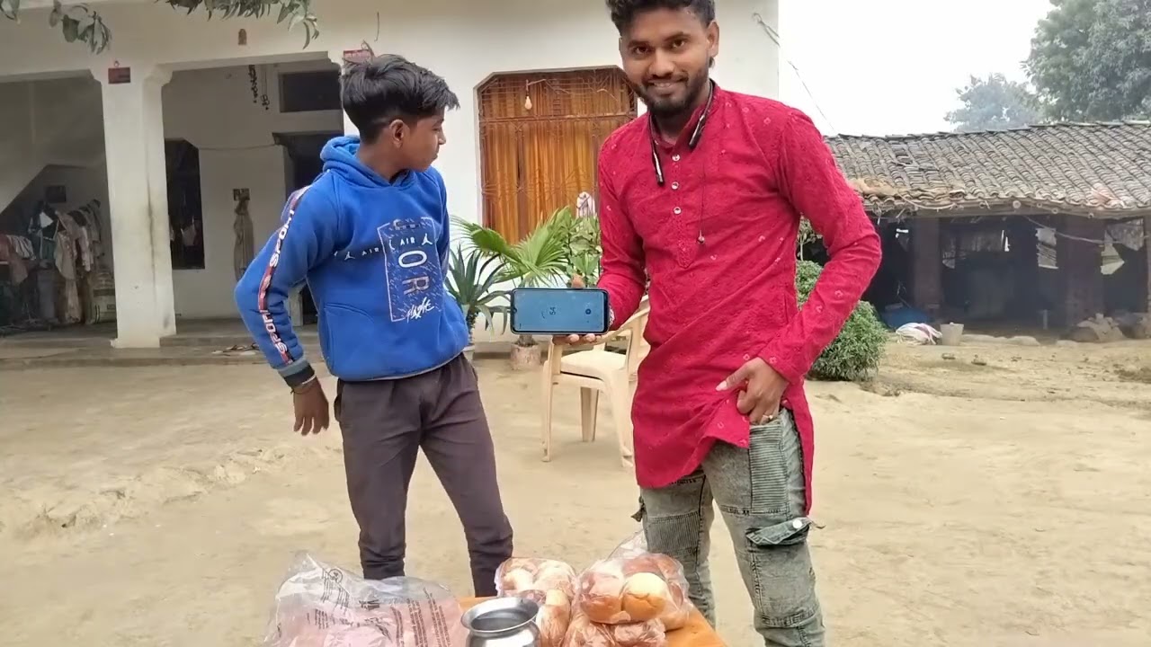 1 मिनट में 6 पाव रोटी खाओ और 50 रुपया ले जाओ 👍