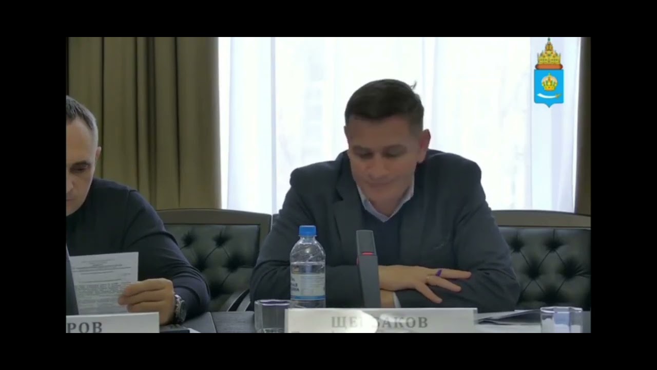 Министр транспорта Алексей Чепяков ответил мне, почему астраханцы стоят по часу в мороз -20 на остан