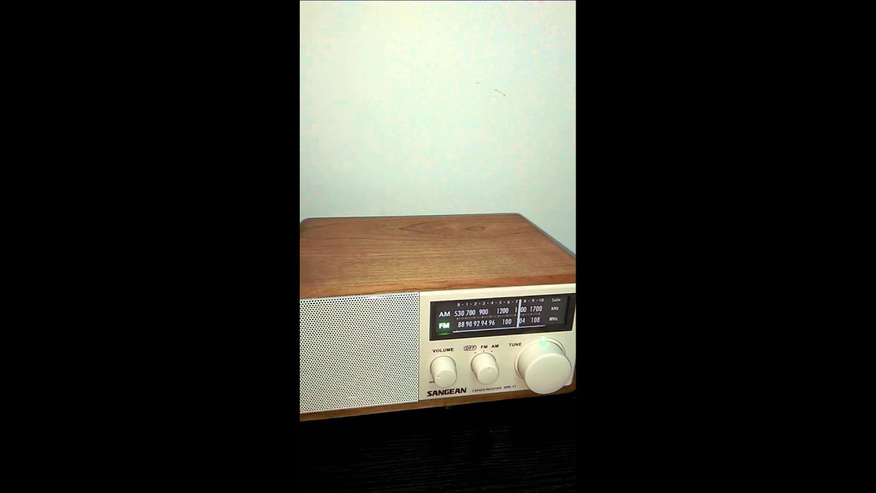 Excellent table radio sangean WR-11