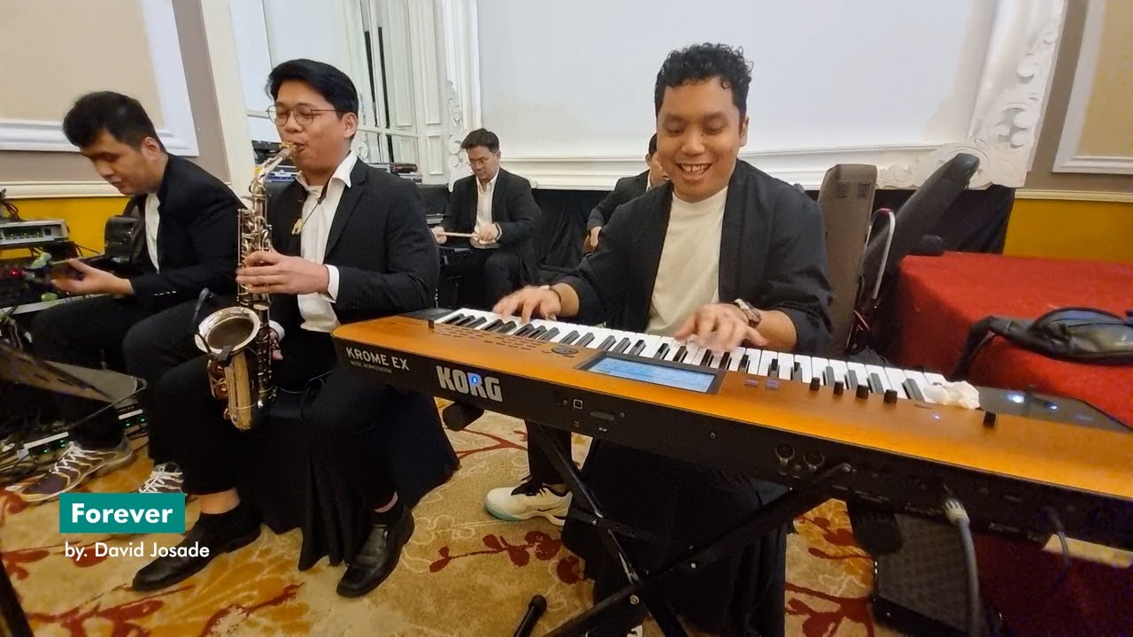 David Josade and Friend - Live at Trisakti