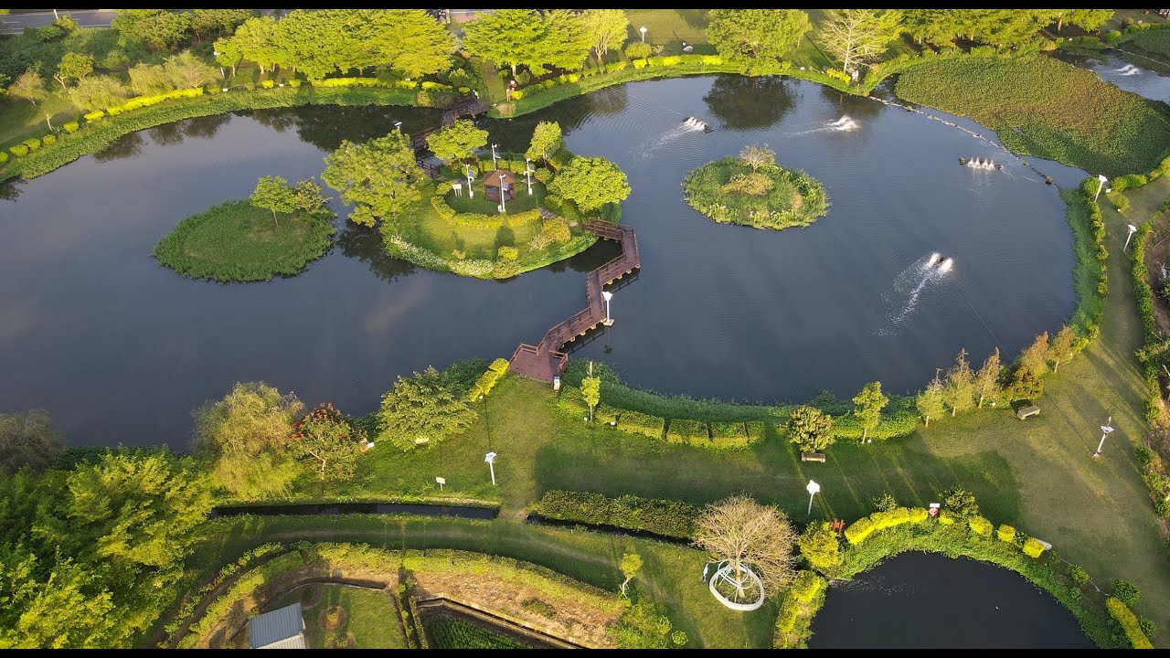 空拍嘉義大林鎮一座設計優美的環保生態公園-明華生態園區,值得來此走走.