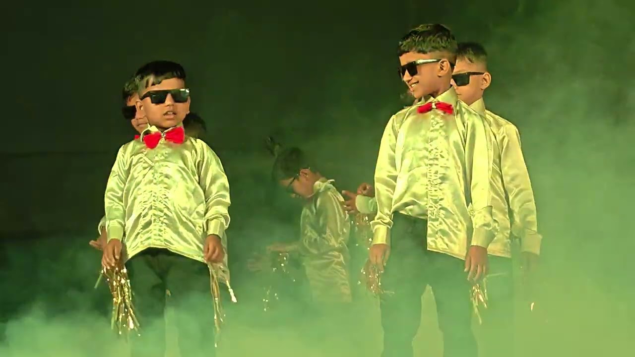 Lazy dance by MNP School No 53 class 1 boys