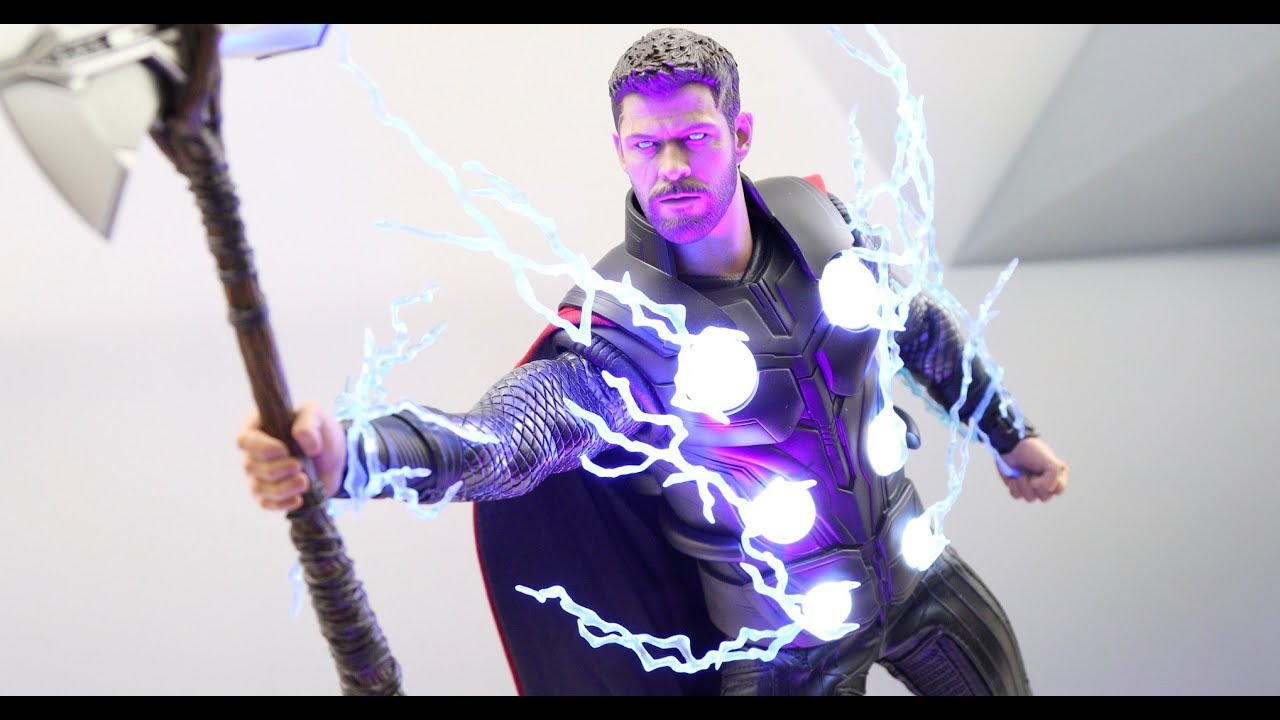 Hot Toys Thor figure from the movie Avengers Infinity War Review