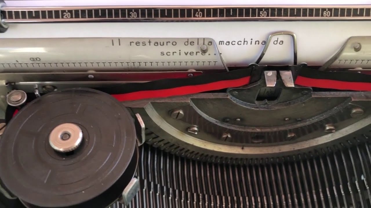 Restauro macchina da scrivere