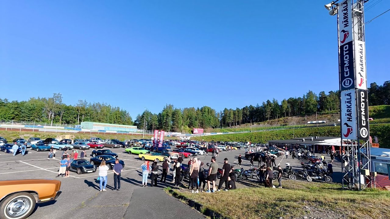 Ahveniston harraste ajoneuvo parkki 18,8-25