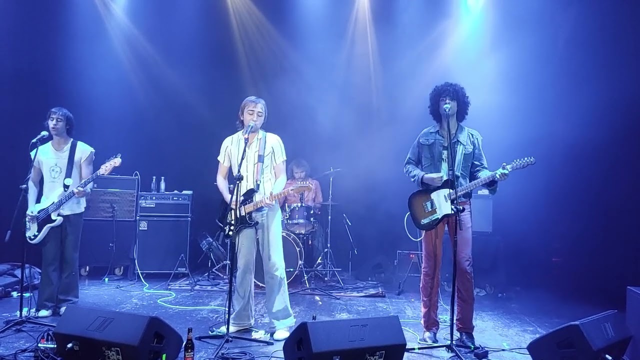 Uni Boys Live 5/6 Barcelona October 2022