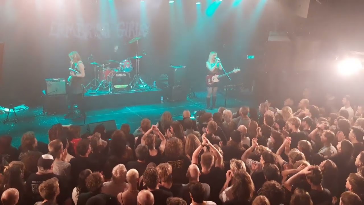 Lambrini Girls - Boys In The Band - Melkweg OZ - 14 3 2025