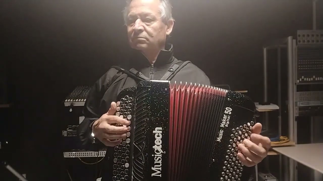 Acordeão da Musichech,   Invista num acordeão leve e proteja a sua coluna.