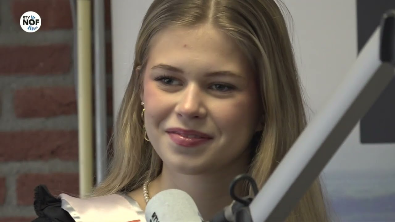 Anne Seaske Banga over Miss Teen of Friesland