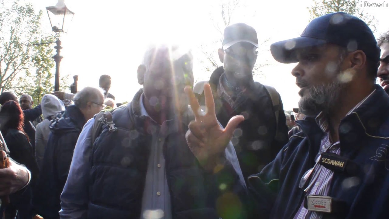 P2 derogate insulte! Br Hashim vs Christian preacher speakers Corner Hyde Park