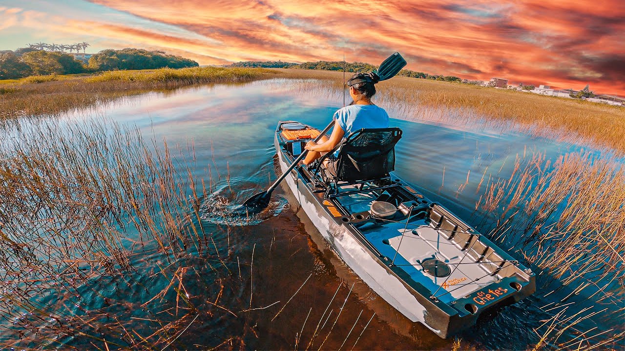 PESCA DE LAMBARI - ELA GR&Aacute;VIDINHA E FOI REMAR - Pescaria no rio
