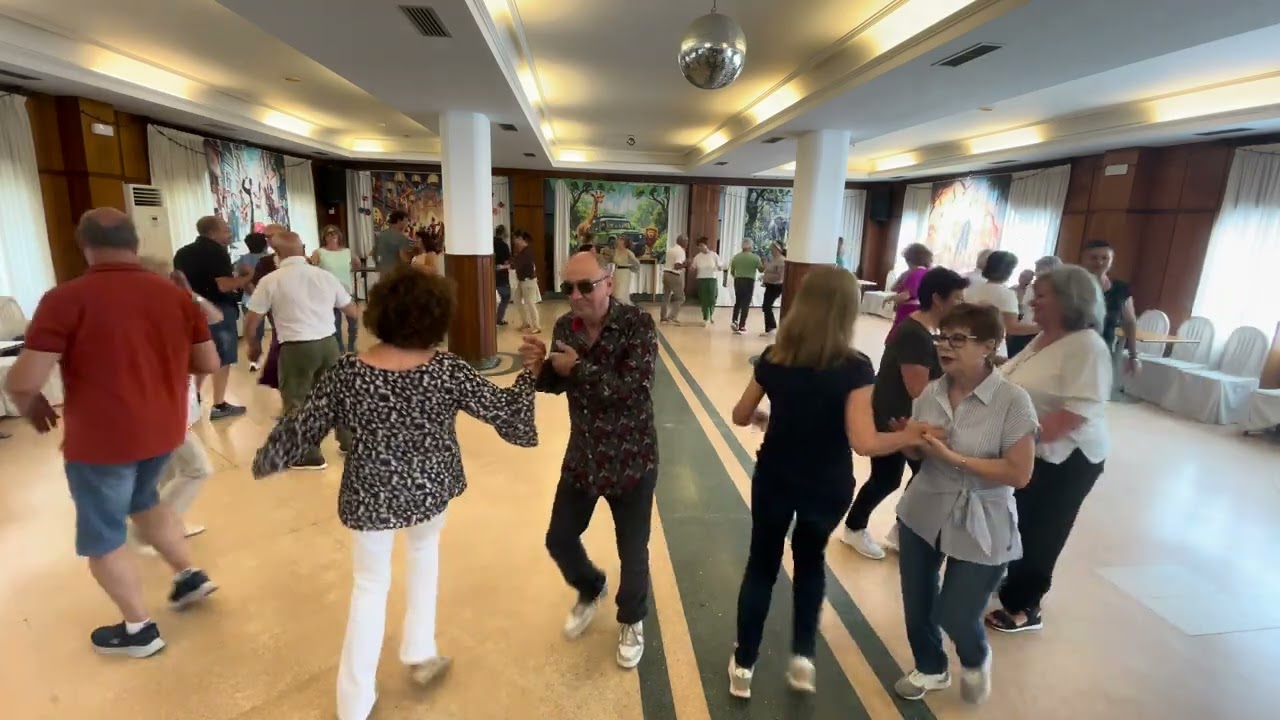 Baile en Rueda - POLKA DEL BRILLO -   line dance  -  Hotel Soraya (Suances)