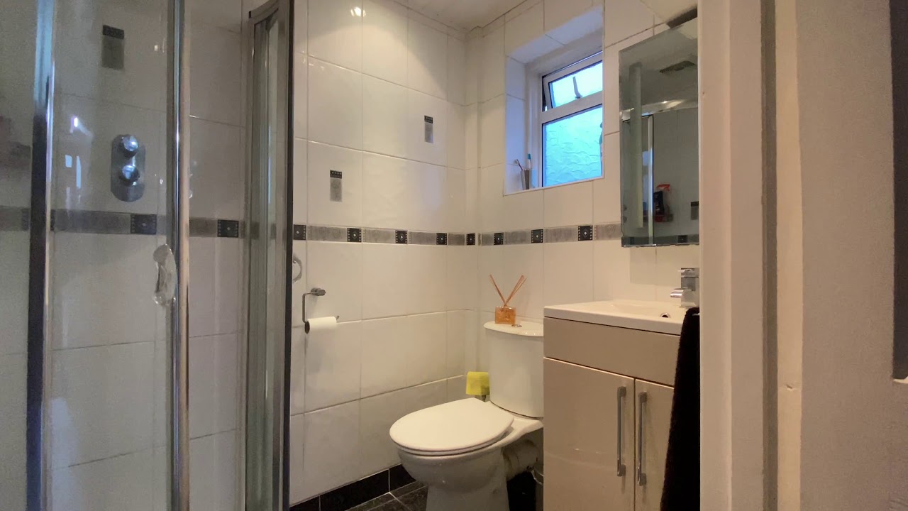 Glamis Crescent 3 bed UB3