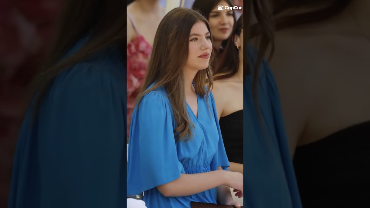 Infanta Sof&iacute;a, she is tall and so beautiful 🤩 #leonora #leonoraleonor #leonor  #infantasofiaofspain