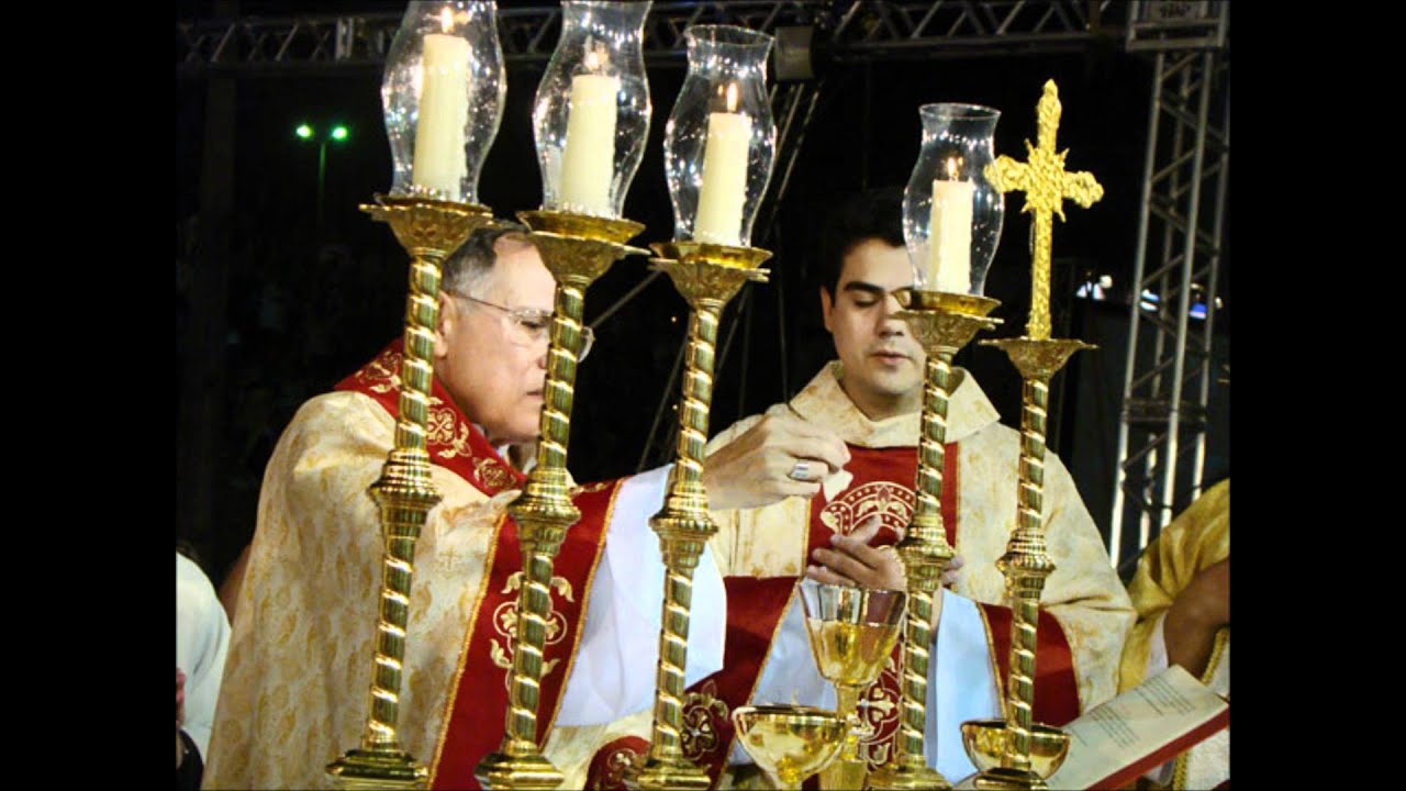 www trindadegoias com br,Missa de encerramento da Festa do Divino Pai Eterno,Trindade GO,Padre Robson
