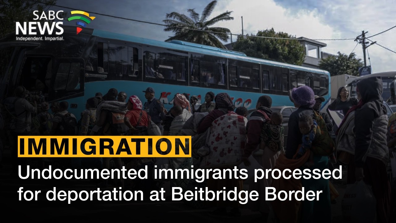 Undocumented immigrants processed for deportation at Beitbridge Border