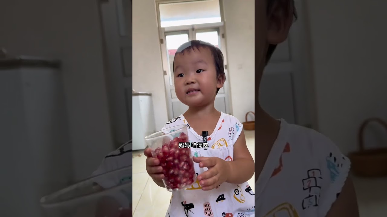 在爸爸眼里，儿子比闺女好，妈妈却总是向着我，今天妈妈又吓唬爸爸一顿#记录我的农村生活 #在娘家的日子 #农村美食 @DOU+小助手 @DOU+上热门