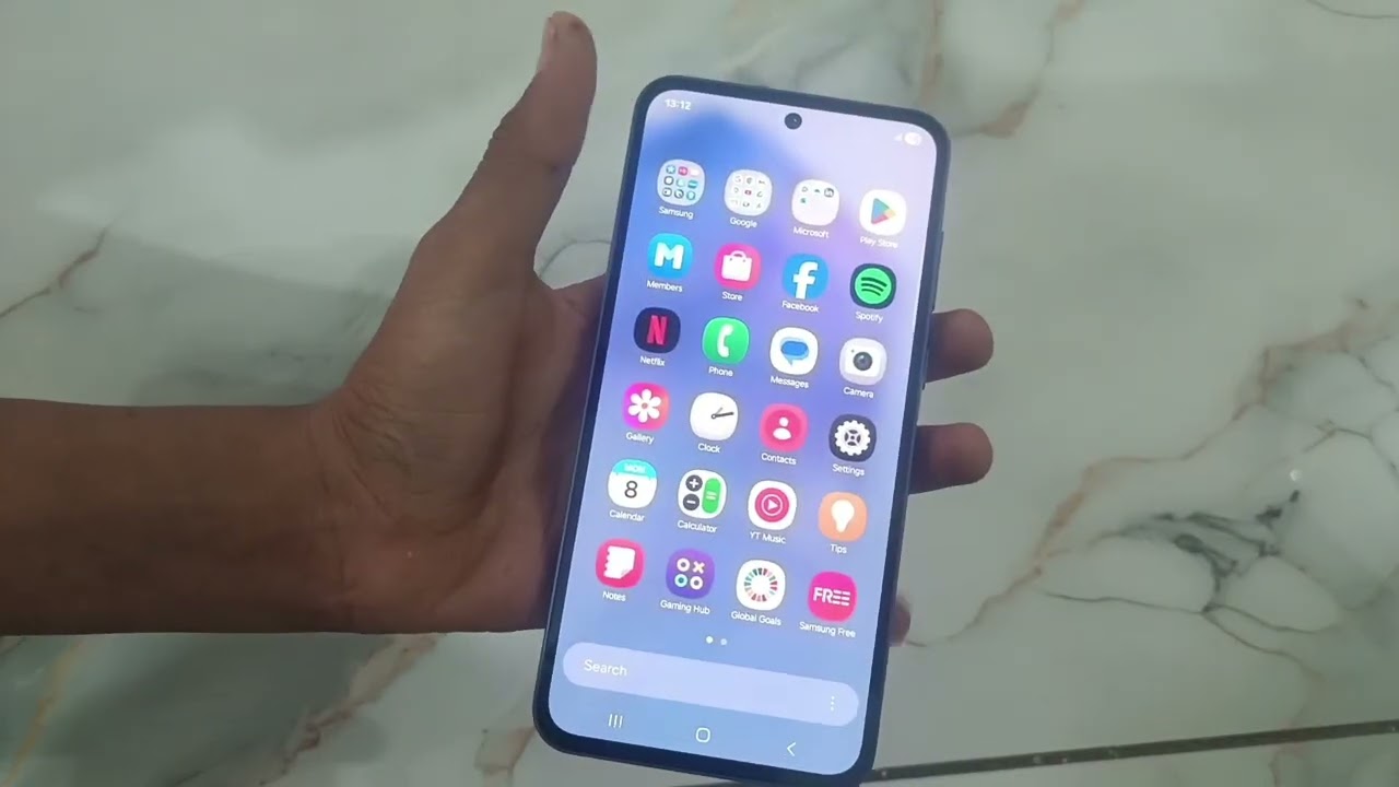Aaj new phone le liya 😯