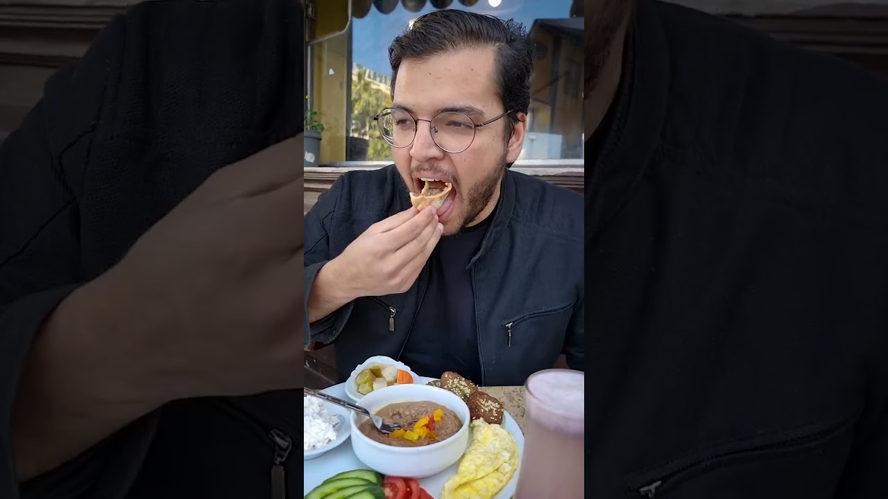 اتفاجئت من محل من اكثر المحلات اللي كان نفسي اجربها في اسكندرية - تريانون 🥐🍞🤔