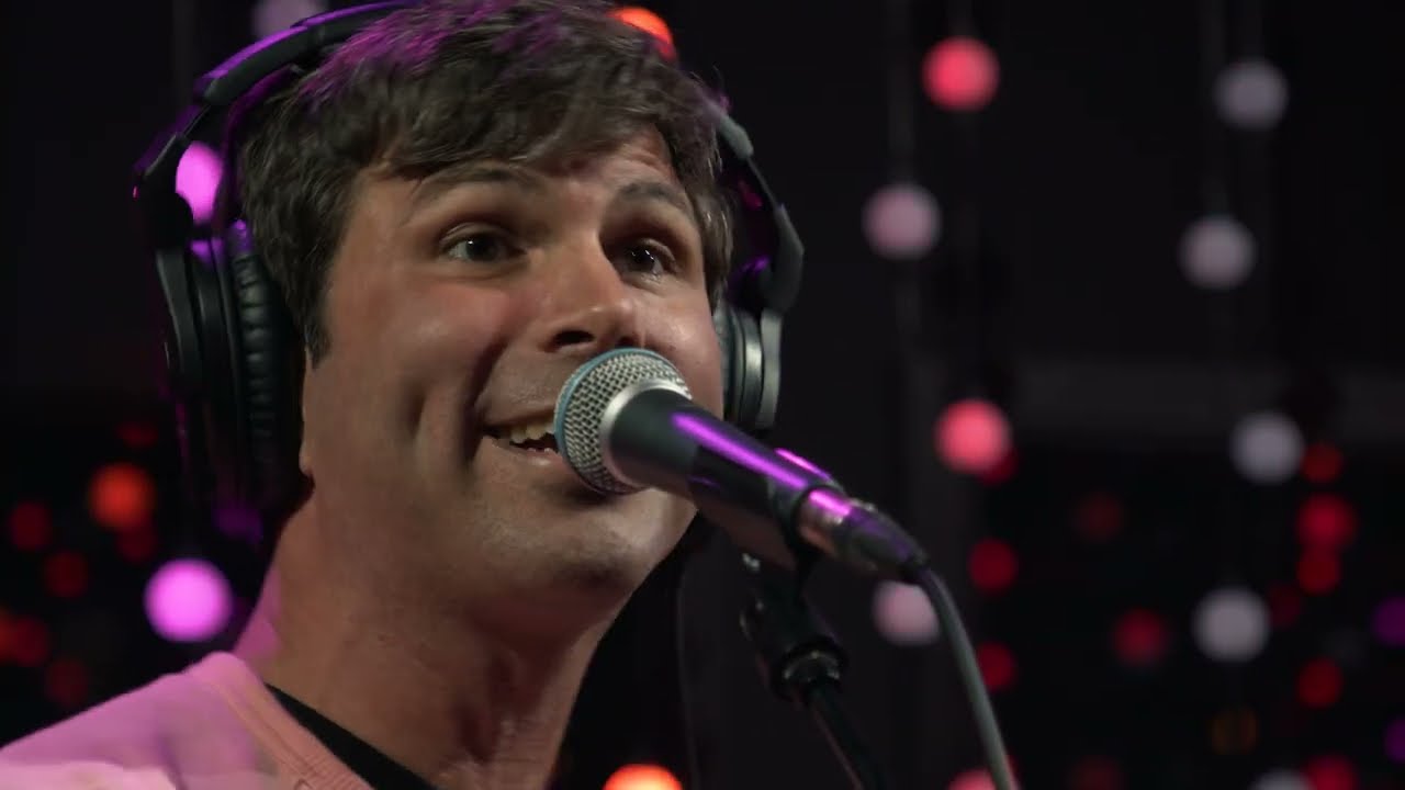 Cheekface - I Feel So Weird! (Live on KEXP)