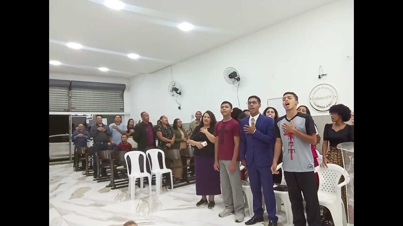 Nosso Deus reinando na igreja Cristo Revelado 